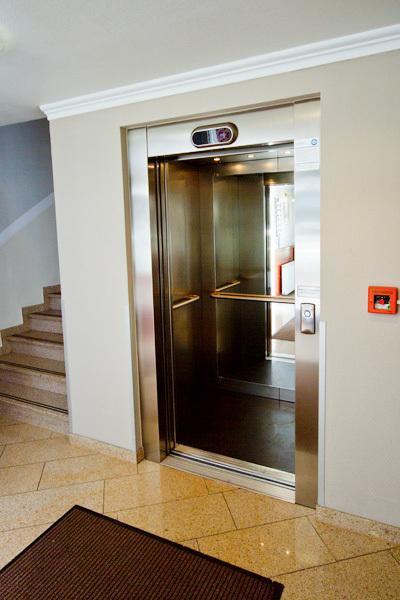 Hotel Tourist Frankfurt am Main Bagian luar foto